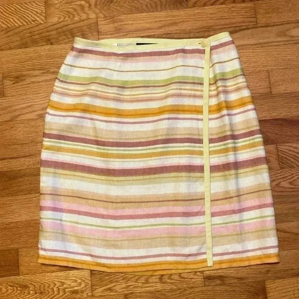 Ann Taylor 100% Linen Pastel Striped Wrap Skirt in Size 4.